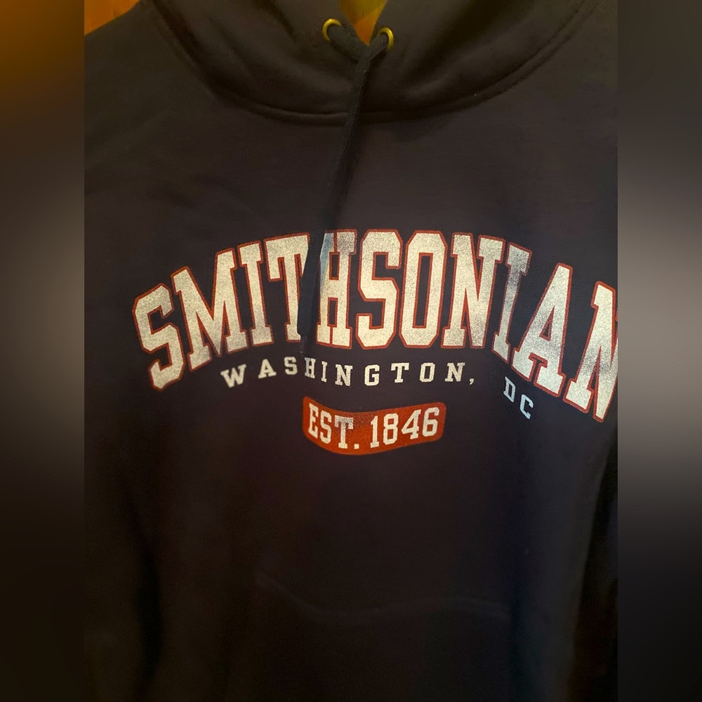 Smithsonian hooded sweatshirt. New.